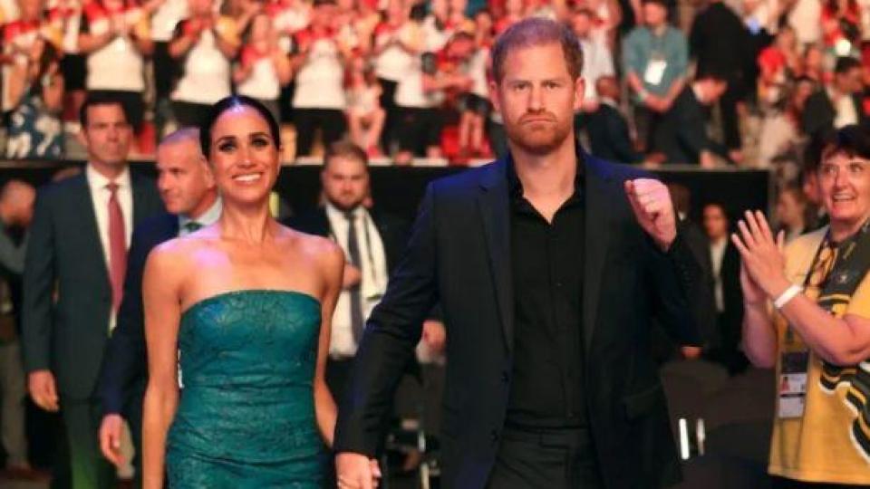 4 хотелски етажа, бронирано стъкло и готвач: Разбра се какво иска Меган Маркъл, за да се върне на Острова