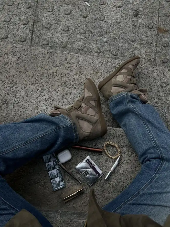 Моден шок 2026: Забравен тренд превзе социалните мрежи и магазините