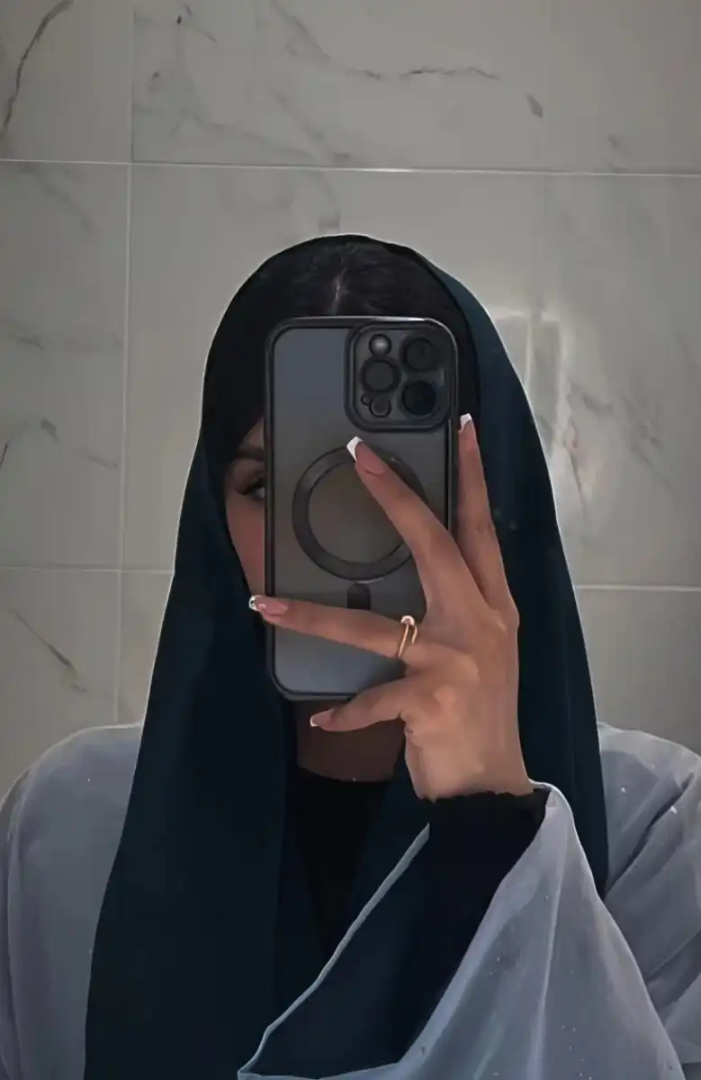 Тайната зад абаите: как изглеждат арабските жени у дома далеч от чуждите погледи