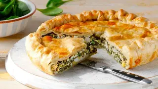 Бърз пай със спанак и яйца