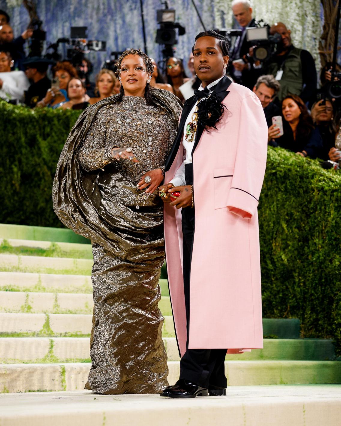 Най-дръзките и полуголи визии от Met Gala 2026 Снимки 18+