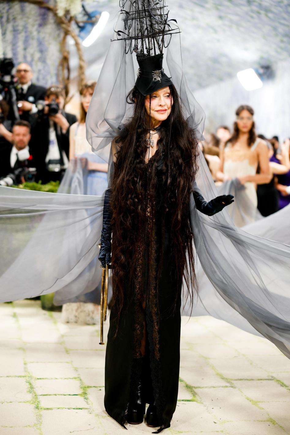 Най-дръзките и полуголи визии от Met Gala 2026 Снимки 18+
