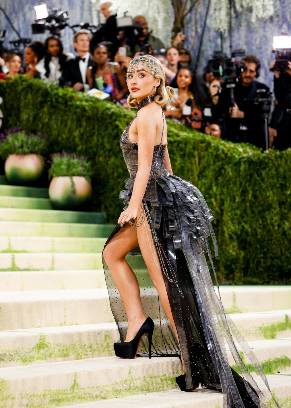 Най-дръзките и полуголи визии от Met Gala 2026 Снимки 18+