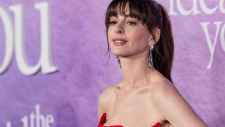 43-годишната Ан Хатауей е бременна за трети път