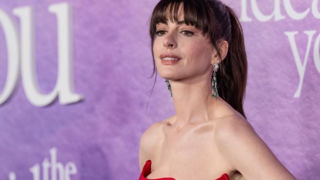 43-годишната Ан Хатауей е бременна за трети път