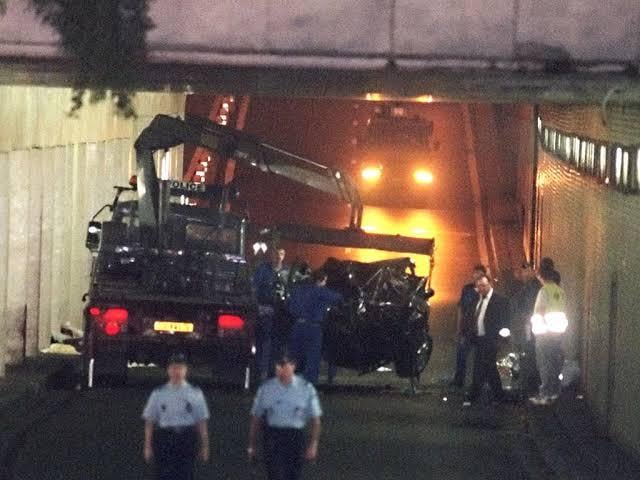 Смъртта на принцеса Даяна: нови твърдения на бивш агент от MI6 Снимки