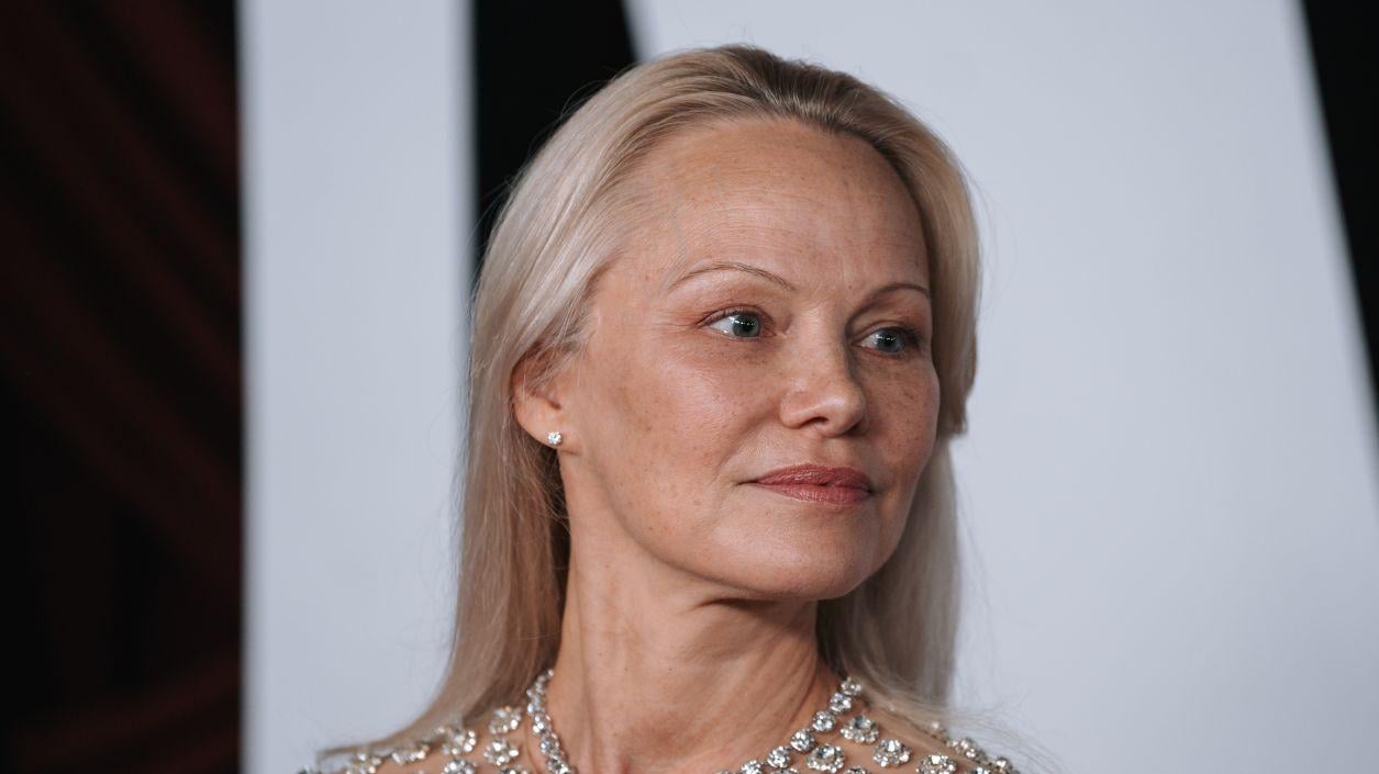 Памела Андерсън с разтърсваща изповед: Дадоха ми 10 години живот