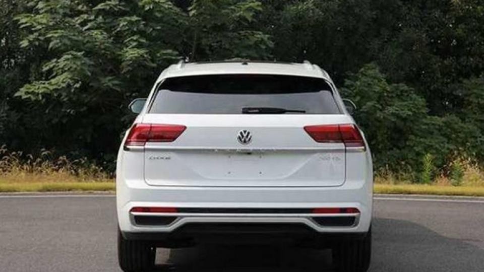 Разсекретиха напълно първия купе-кросоувър на Volkswagen  (СНИМКИ)
