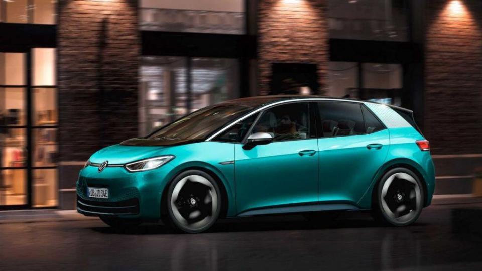 ID.3: Volkswagen започна производството на кола, която ще е достъпна за милиони