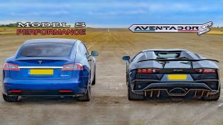 Яростна драг битка: Обновената Tesla Model S срещу Lamborghini Aventador S ВИДЕО
