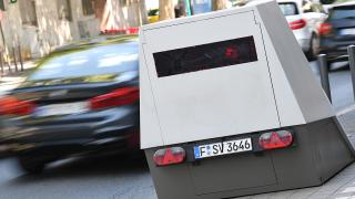 Джигитите са в ужас от тази нова камера за скорост, бронирана като Робокоп СНИМКИ