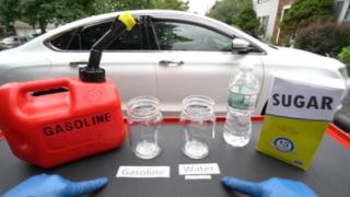 Захар в резервоара: Ще навреди ли това на съвременните коли ВИДЕО