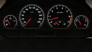 На кой по-често се върти километража - на стар бензин или нов дизел?