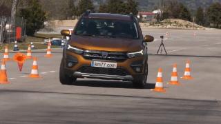 Dacia Sandero впечатли с по-добра управляемост от VW Golf и Audi A3 ВИДЕО