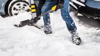 Мъж си отмъсти жестоко на съсед за заето паркомясто