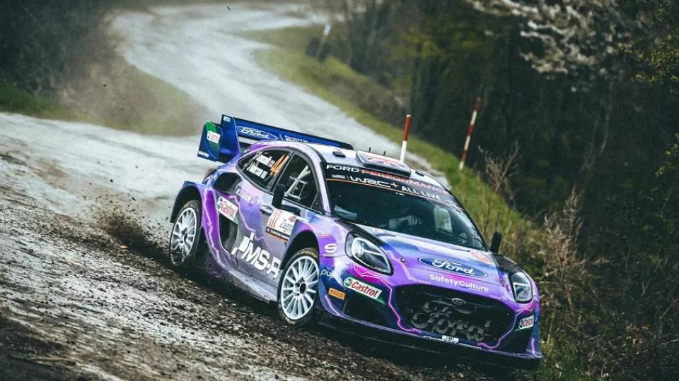 Вижте с очите на пилота рали състезание с WRC кола ВИДЕО