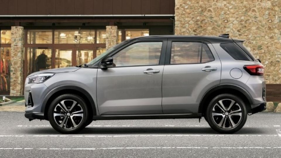 Subaru показа богато оборудван младежки кросоувър за $13 000 СНИМКИ