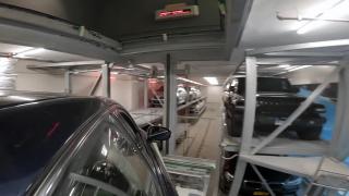 Вижте как работи уникален паркинг за пестене на пространство - трябва ли ни такъв в София? ВИДЕО