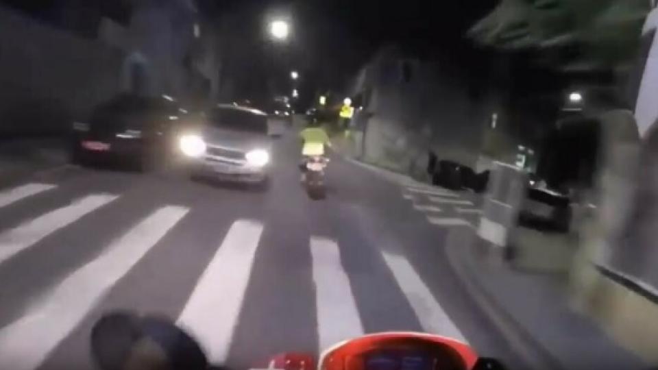 От първо лице: Вижте зрелищно полицейско преследване като в холивудски екшън ВИДЕО
