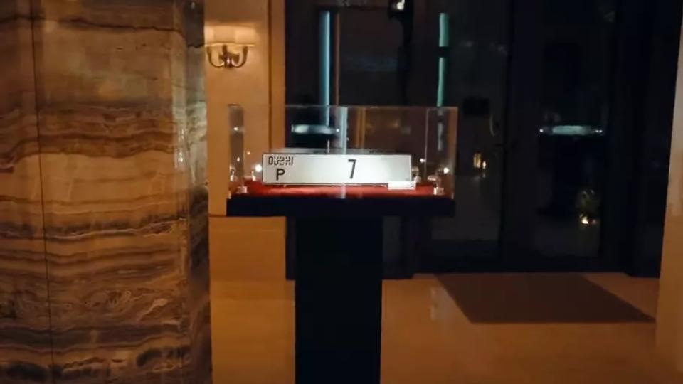 Продадоха най-скъпия регистрационен номер в света, цената му е ...