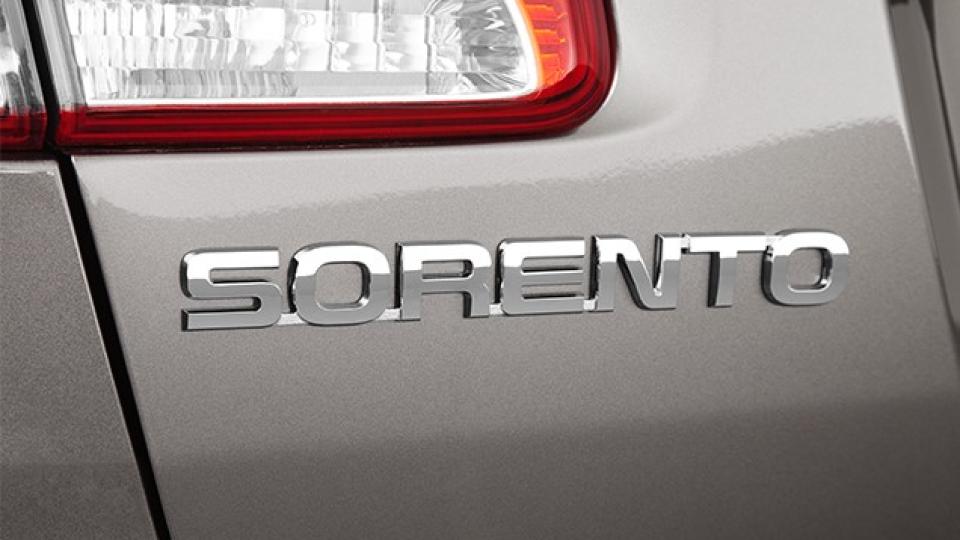 Шпиони уловиха новата Kia Sorento ВИДЕО