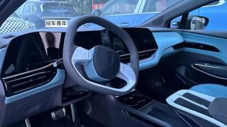 Hongqi E001 може да измине 1000 км с едно зареждане за 5 минути СНИМКИ