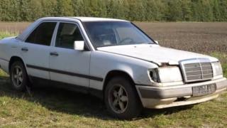 Уникално качество: Mercedes W124 запали и тръгна след 8 години престой навън  ВИДЕО