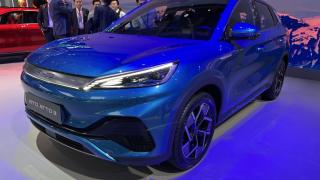 Най-големият конкурент на Tesla отваря дилърство в наша съседка