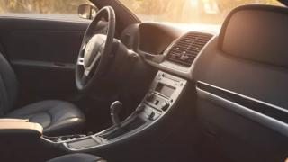 Опасни за шофьорите: Кои вещи не трябва да оставяте в автомобила си