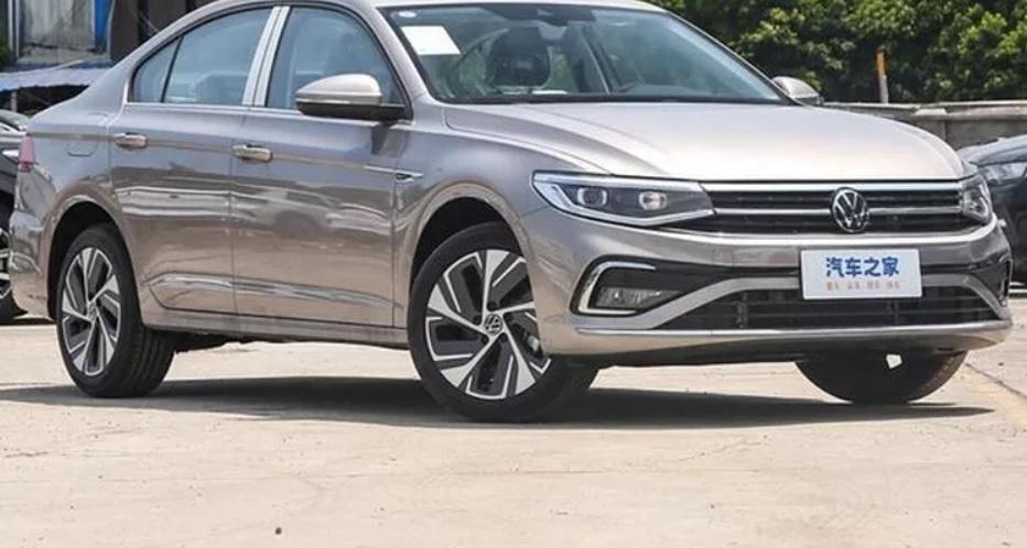 Volkswagen изненада с ниска цена на новото поколение на бюджетен модел СНИМКИ