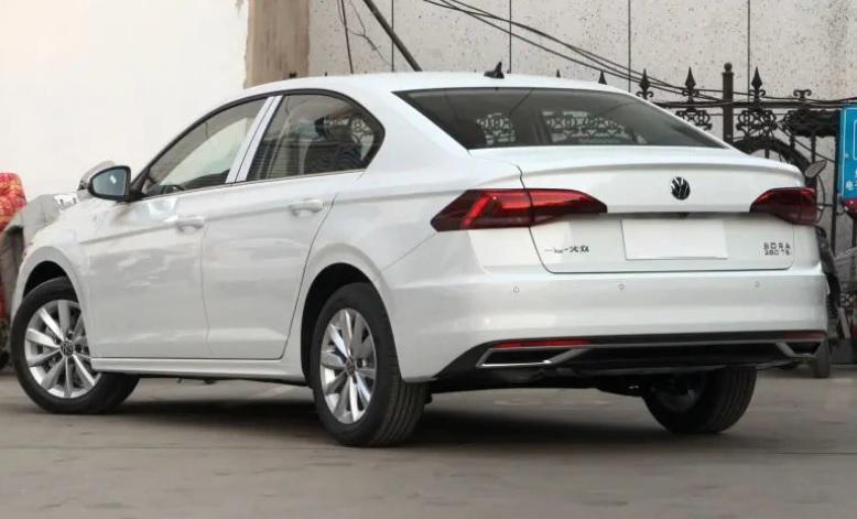 Volkswagen изненада с ниска цена на новото поколение на бюджетен модел СНИМКИ