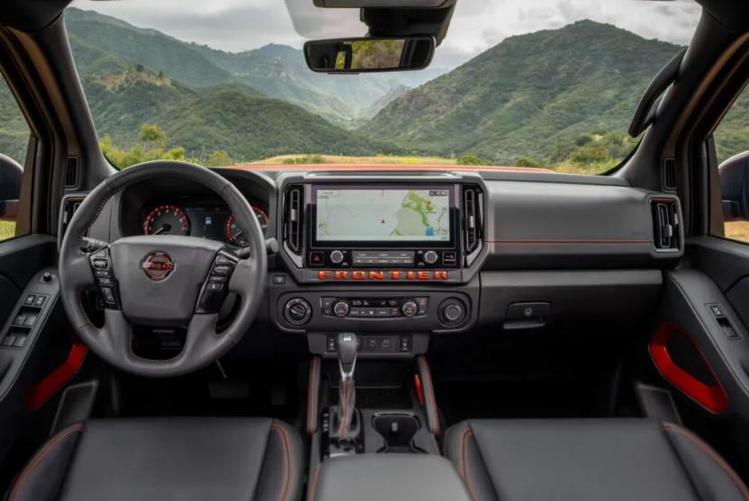 Свеж дизайн и още по-практичен: Ето какъв ще е новият Nissan Frontier СНИМКИ