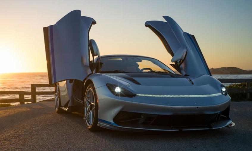 Представиха уникална суперкола, създадено напълно според желанията на купувача ВИДЕО