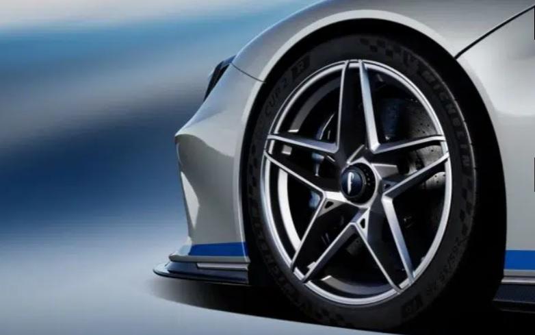 Представиха уникална суперкола, създадено напълно според желанията на купувача ВИДЕО