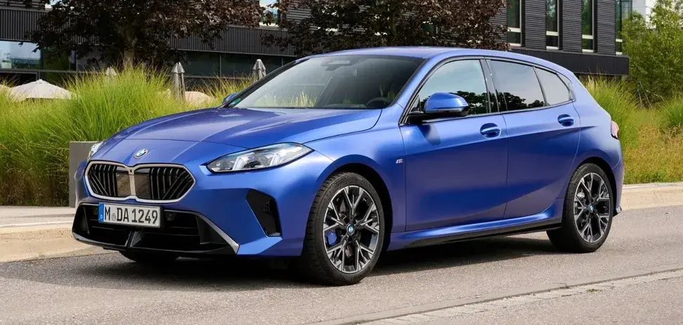 Най-достъпният модел на BMW показа дизайн на Kia СНИМКИ
