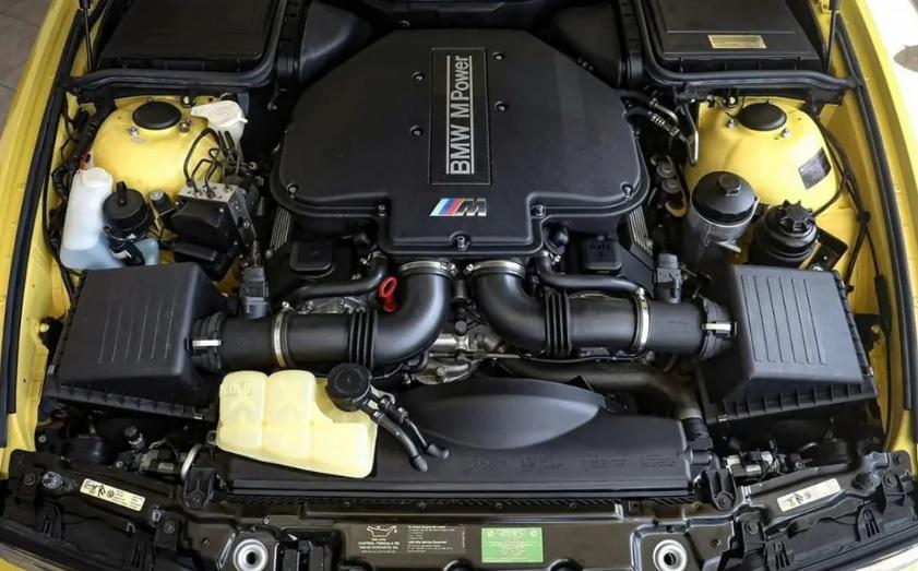 Пуснаха за продажба рядко BMW M5 E39 в перфектно състояние СНИМКИ