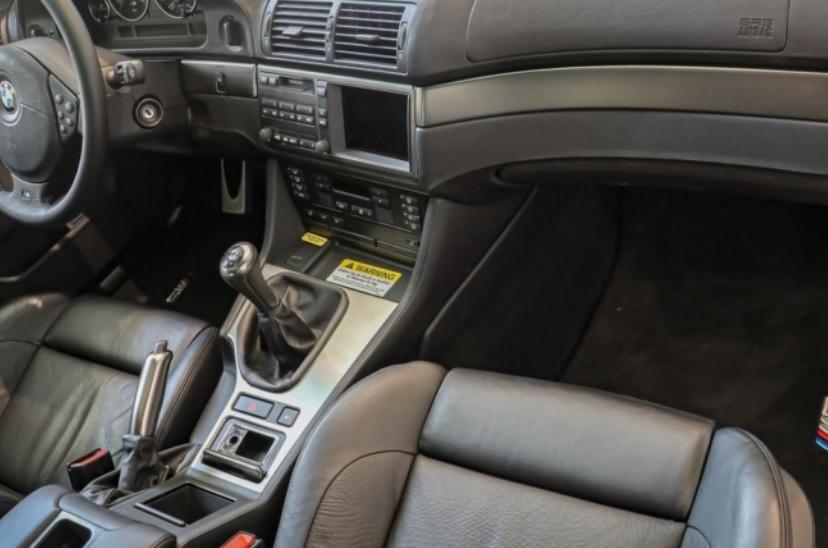 Пуснаха за продажба рядко BMW M5 E39 в перфектно състояние СНИМКИ