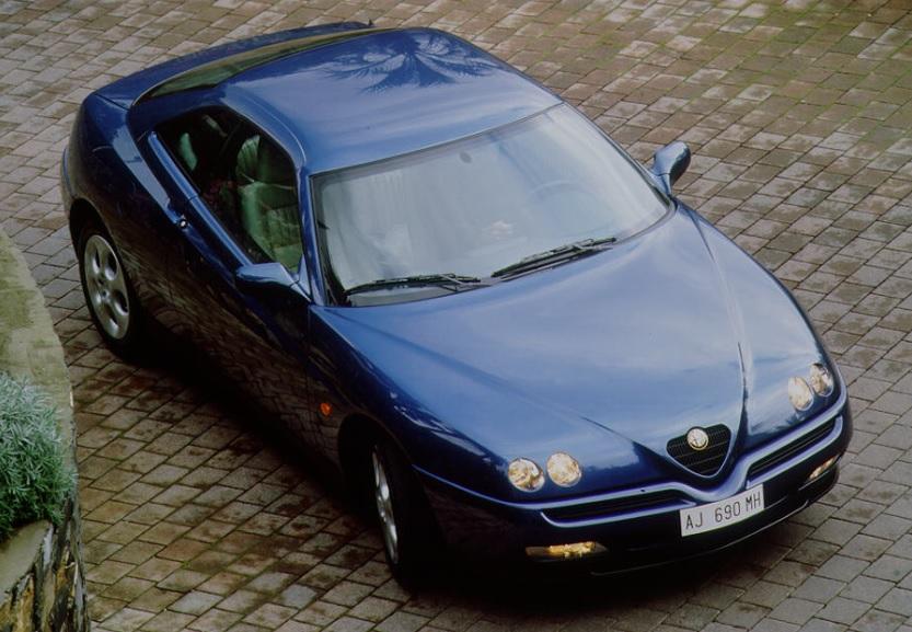 Какво представляваше Alfa Romeo GTV - една от най-красивите коли в света СНИМКИ