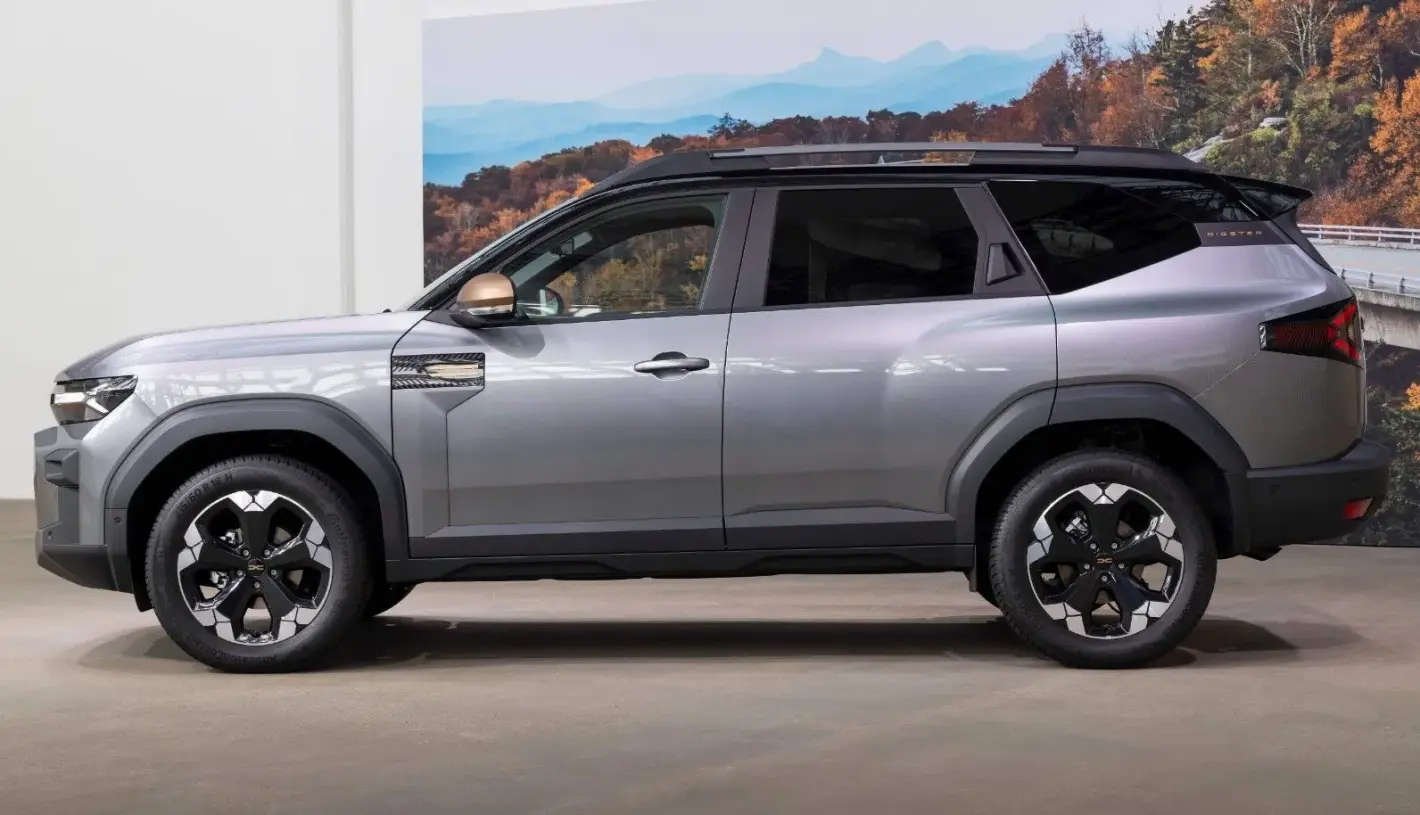 Какви са разликите между Dacia Bigster и Duster: СНИМКИ и подробности