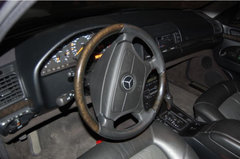 Намериха идеално съхранен Mercedes S600 W140 СНИМКИ