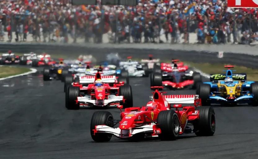 Пуснаха за продажба успешния болид на Михаел Шумахер СНИМКИ