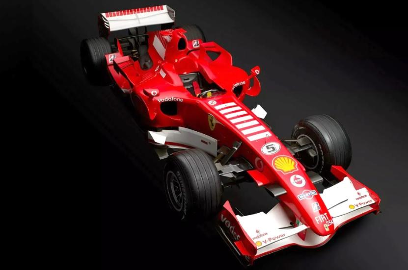 Пуснаха за продажба успешния болид на Михаел Шумахер СНИМКИ