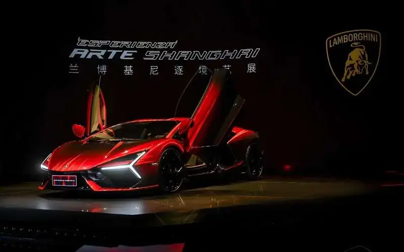 Lamborghini с ексклузивен модел, създаден от италианците специално за Китай