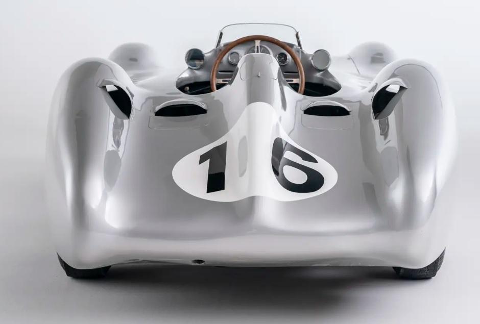 Уникален Mercedes за $55 милиона е предложен за продажба СНИМКИ