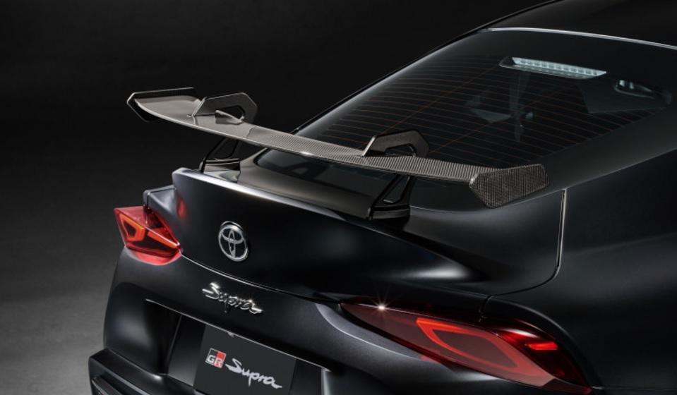 Това е най-мощната и бърза Toyota в историята СНИМКИ