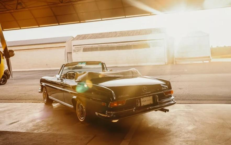 Показаха Mercedes от 1971 г.,  който сякаш сега е пуснат от завода СНИМКИ