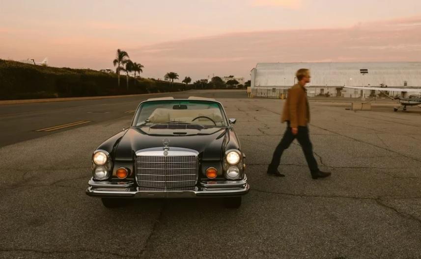 Показаха Mercedes от 1971 г.,  който сякаш сега е пуснат от завода СНИМКИ