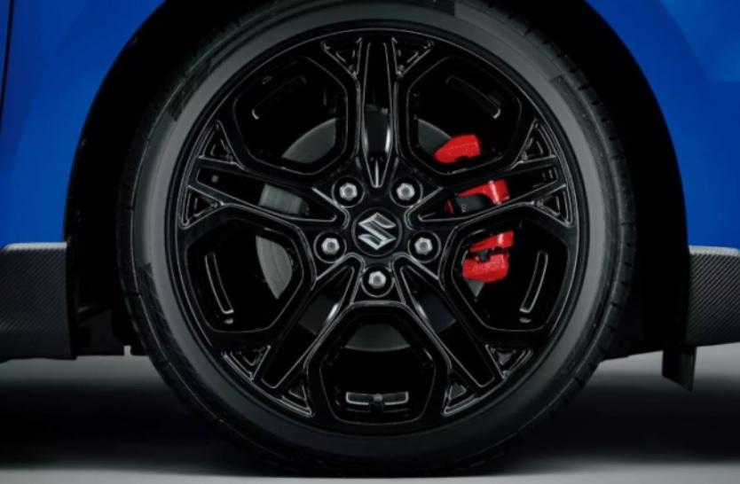 За сбогом: Пускат специална версия на Suzuki Swift Sport СНИМКИ