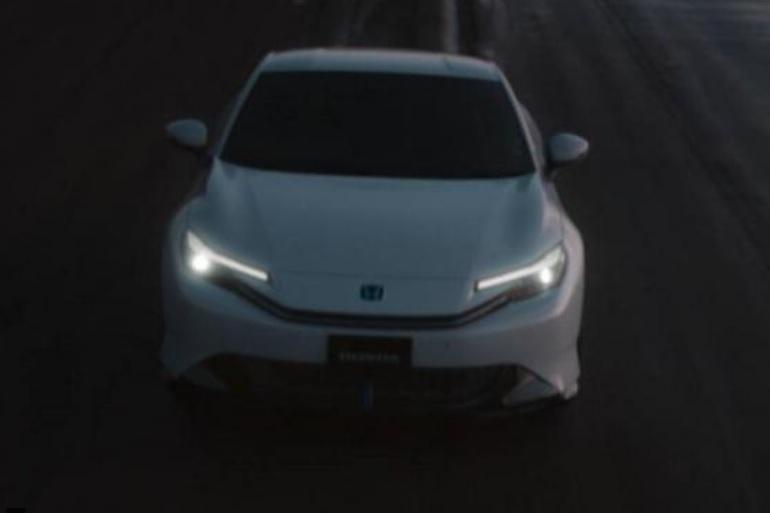 Възродиха знаменит автомобил на Honda, ето как изглежда ВИДЕО