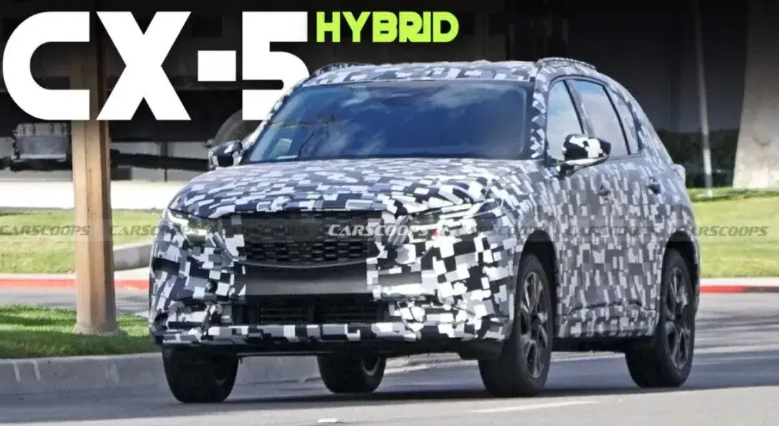 Новият бюджетен конкурент на Mazda на RAV4 тръгна по пътищата СНИМКА